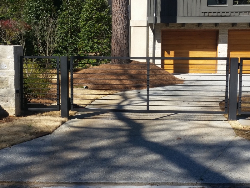 Gate